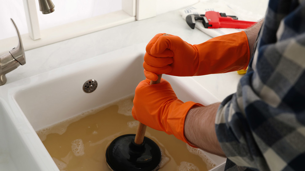 How to Unblock a Bathroom Sink Places for People